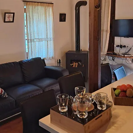 Landhuis To Apokentro Alona