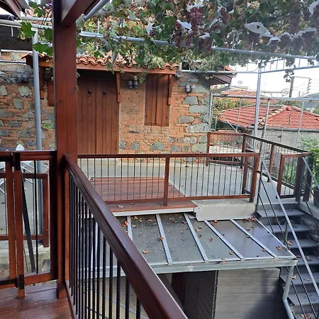 Landhuis To Apokentro